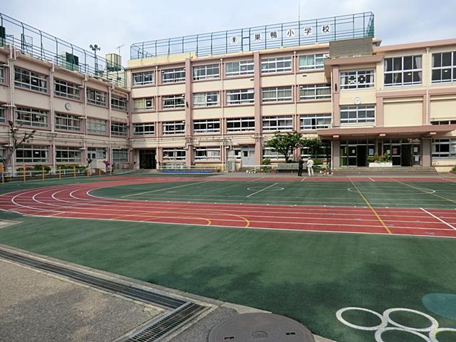 Primary school. 558m to Toshima Ward Sugamo Elementary School