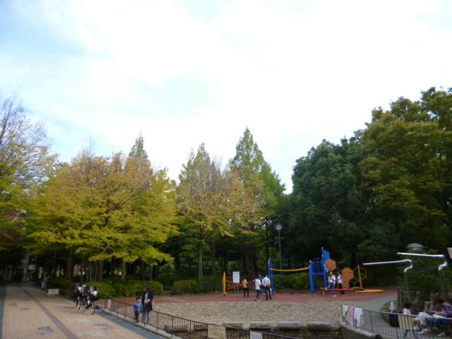 park. While located in the city center 870m to forest park of education, Bunkyo-ku area there is a lush green park, etc., Forest Park of education located in the walk about 11 minutes is the resting place