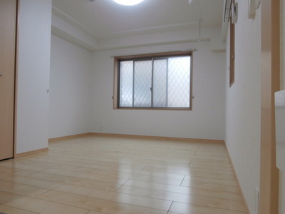Other room space. The room in which the white tones
