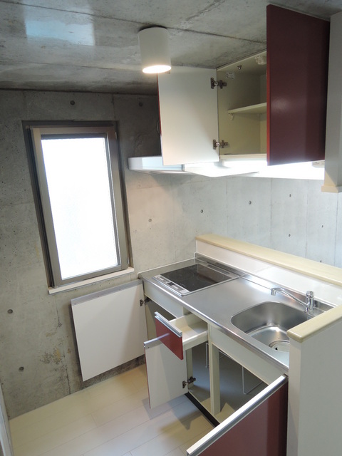 Kitchen. Kitchen of land Residence Koishikawa land Residence Koishikawa