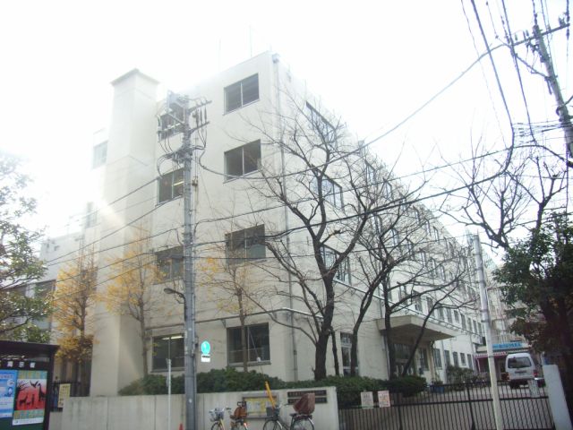 Primary school. Ward Nezu to elementary school (elementary school) 430m