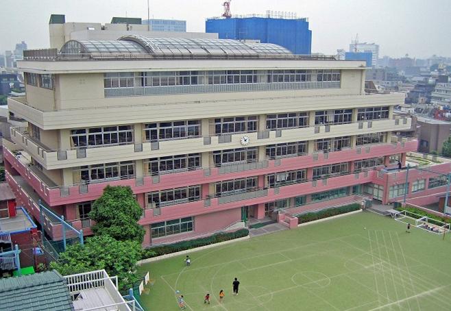 Primary school. Hongo 743m up to elementary school (elementary school)