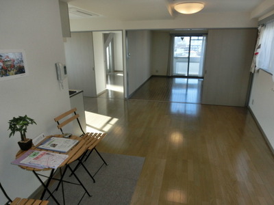 Living and room. You can also use as LDK 21.5 quires in the partition open