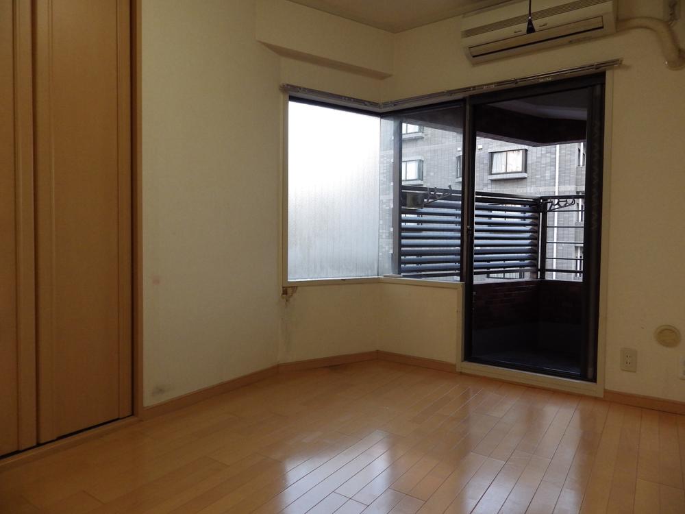 Non-living room. room