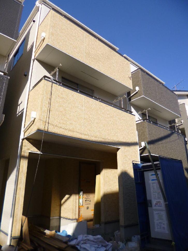 Local appearance photo. Local (11 May 2013) Shooting Building 3