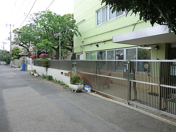 kindergarten ・ Nursery. Little Women to nursery school 249m