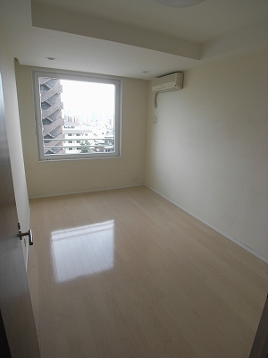 Bunkyo-ku, Tokyo Mukogaoka 1