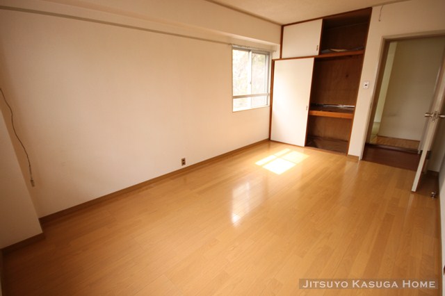 Living and room. Taiki Gardens 602