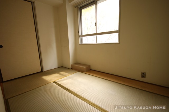 Living and room. Taiki Gardens 602