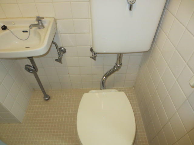 Toilet