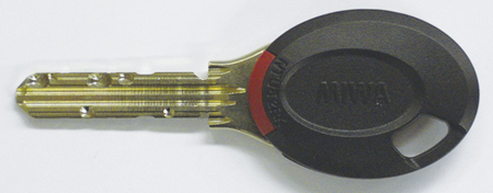 Security.  [Non-contact key] Entrance key - mounting the IC chip is to. Set entrance can be unlocked by simply holding up to the sensor without having to plug into the keyhole. (Same specifications)