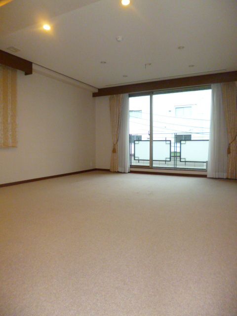 Living and room