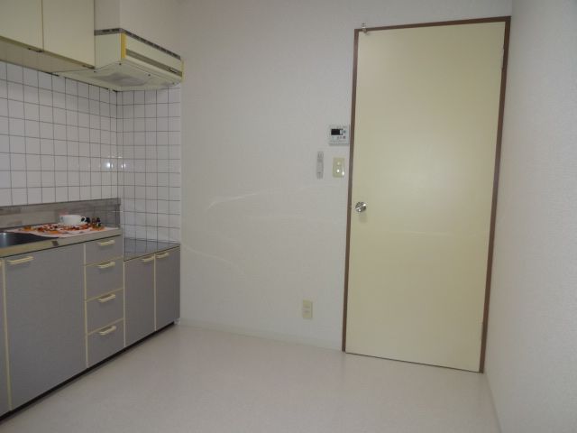 Living and room. Warm water washing toilet seat