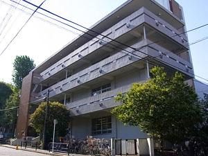 library. 585m to Bunkyo Ward Koishikawa library