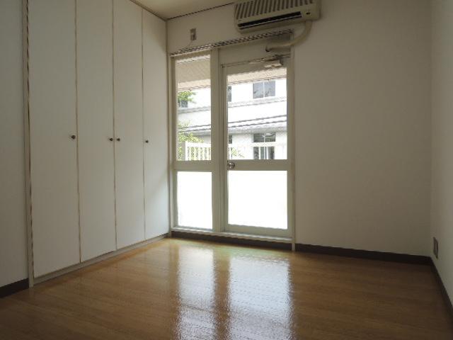Other room space