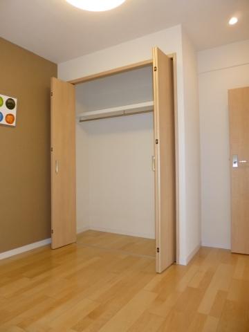 Receipt. Western-style 1