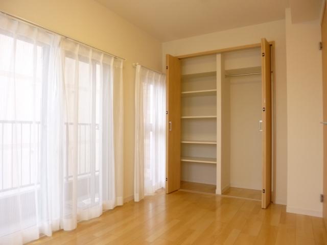 Non-living room. Western-style 2