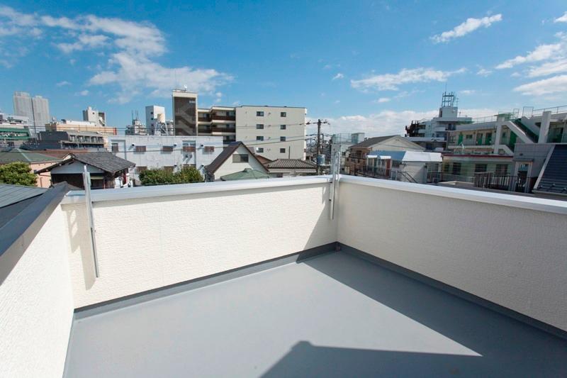 Same specifications photos (Other introspection). Roof balcony construction cases