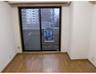 Living and room. Corner room ・ Flooring (^_^) / 