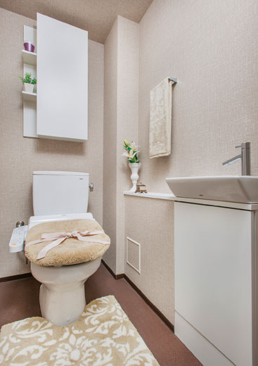 Bathing-wash room.  [Hand wash toilet] The wash-basin installed in the toilet of all households, We consider the clean living. Also auto power with deodorizing bidet was also standard equipment.