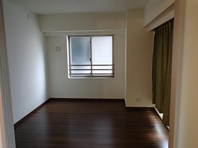 Non-living room. Room (August 2013) Shooting