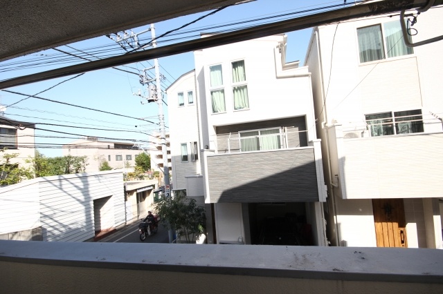 Balcony. Table-cho Apartment 202