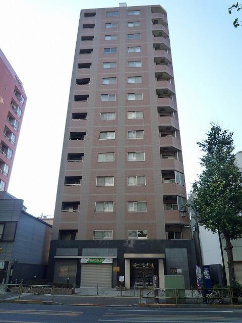 Local appearance photo.  ◆ It is built in 9 years of apartment 14-storey overlooking the front of the University of Tokyo, Hongo Campus. (November 2013) Shooting