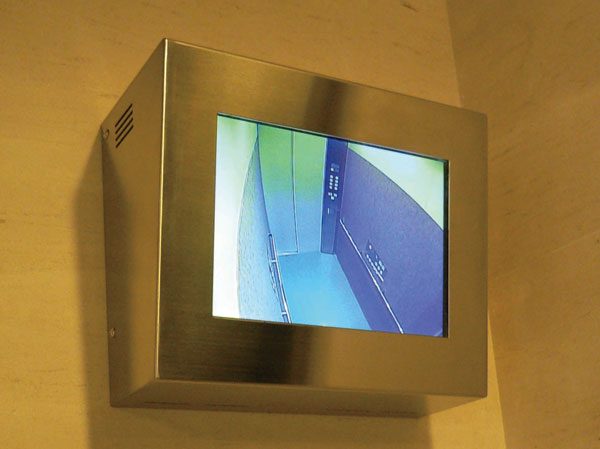 Security.  [Security Elevator] In order to prevent the risk from behind closed doors of the elevator, Security monitor in the elevator from the outside can see in the video it has been installed on the first floor.  ※ All equipment image is the same specification