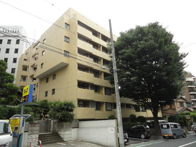 Local appearance photo. It is a low-rise apartment nestled in a quiet residential area.