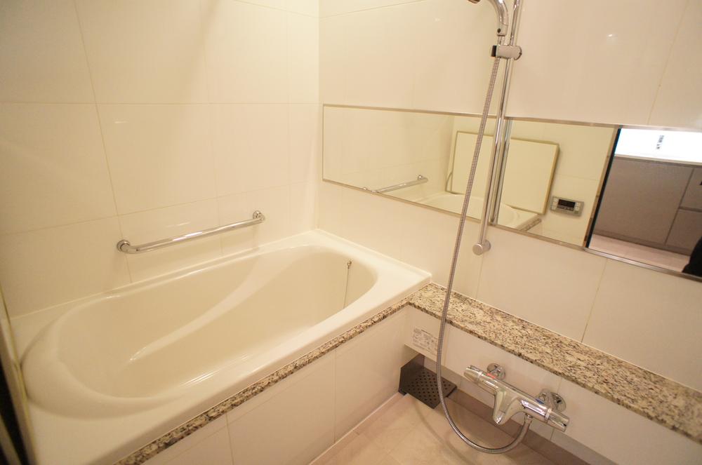 Bathroom. Indoor (11 May 2013) Shooting ◇ with add cooking function ◇ bathroom ventilation dryer