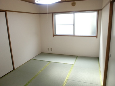 Living and room. Comfortable relaxing Japanese-style room ☆ 