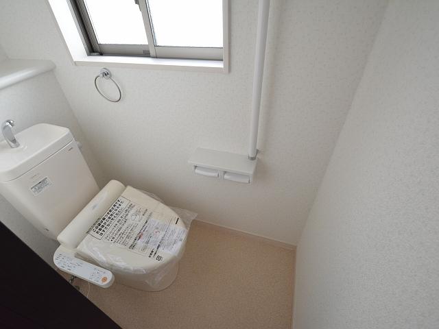 Toilet. Chofu Chofukeoka 4-chome second floor toilet