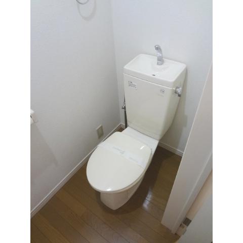 Toilet