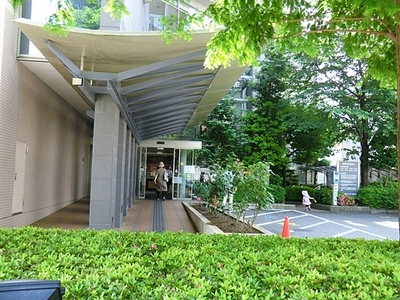 Hospital. Iino Hospital (Internal Medicine ・ 360m to gynecological) (hospital)