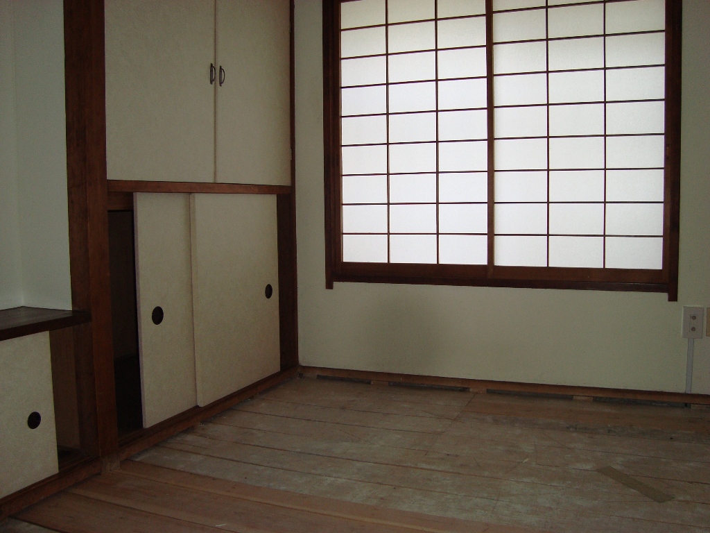 Living and room. Ya Japanese-style there