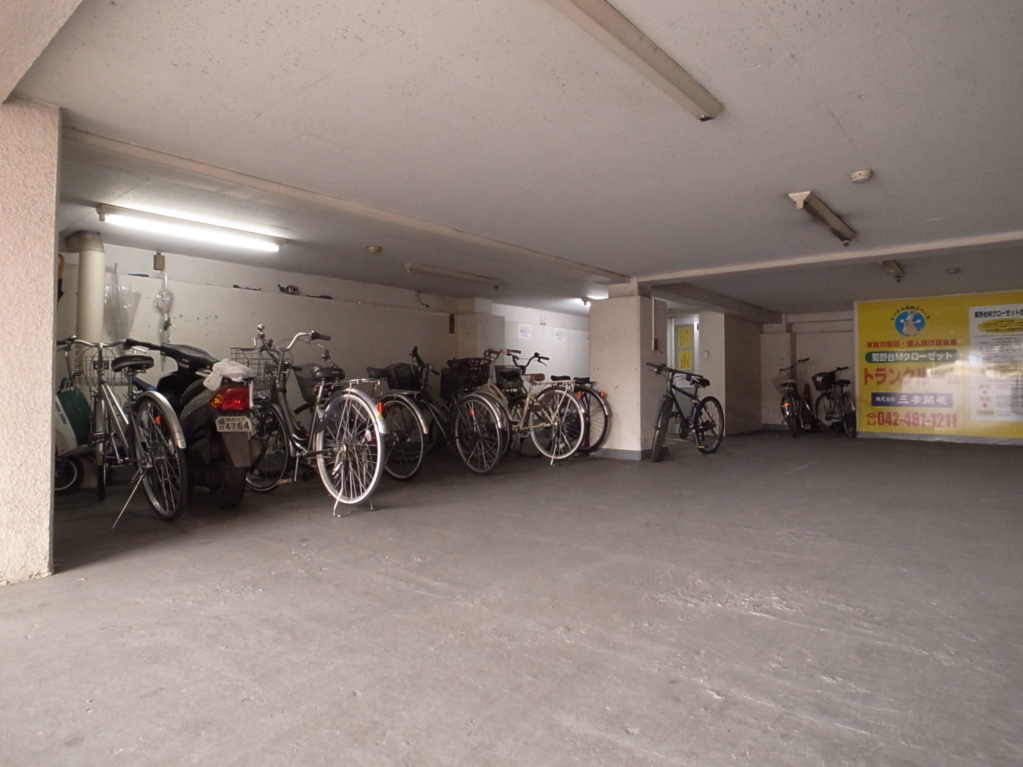 Other common areas. B1 part bicycle ・ The bike parking lot ☆ 