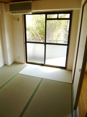 Other room space. Japanese-style room air conditioning 2 groups