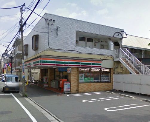 Convenience store. 180m to Seven-Eleven (convenience store)