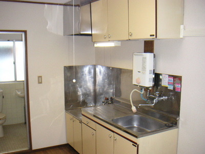 Kitchen. Two-burner gas stove installation Allowed ☆ 