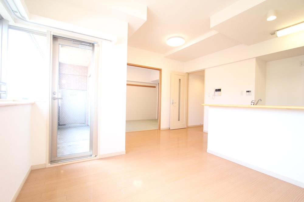 Living. LDK About 13.2 Pledge Is a positive per excellent !!