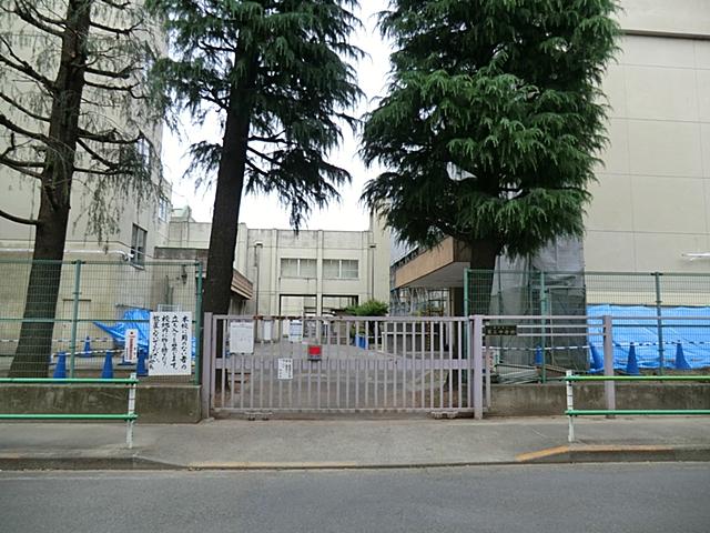 Junior high school. Chofu Tatsudai 361m until the third junior high school