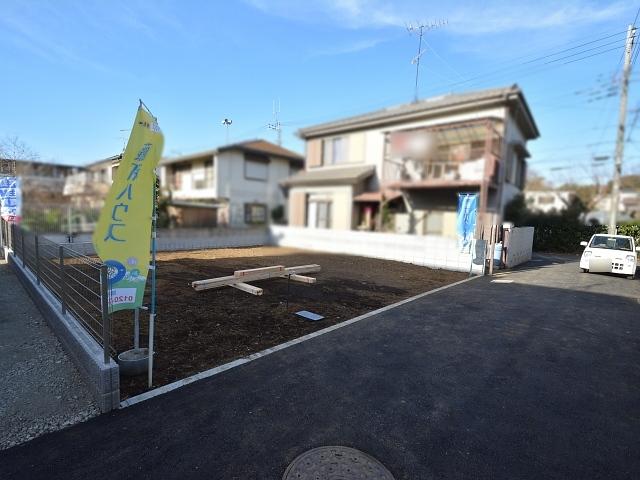 Local photos, including front road. Chofu saz-cho 4-chome front road 2013 / 12 / 16 shooting