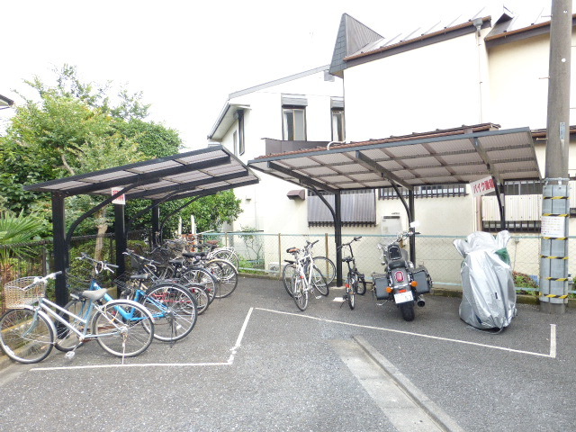 Parking lot. Large bike bicycle Allowed