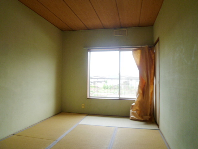 Other room space. Japanese style room