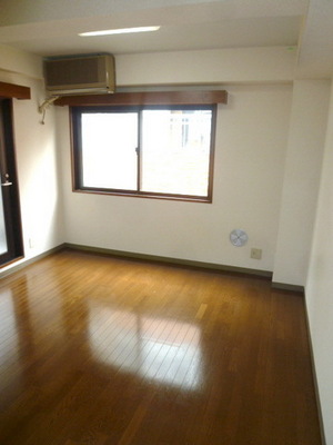 Living and room. Flooring