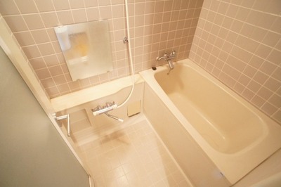 Bath. Bathroom that can stretch the legs ☆ 