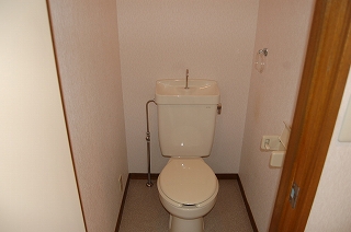 Toilet. It is a normal toilet ☆ 