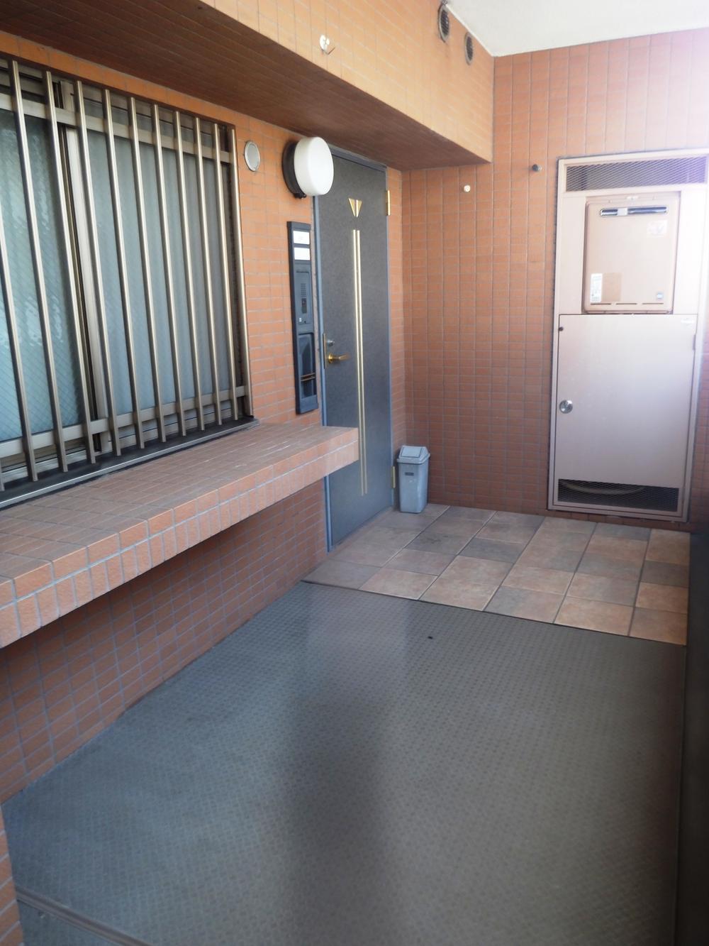 Other. Pouch (October 2013) Shooting