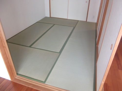 Living and room. Japanese-style room about 6.0 tatami