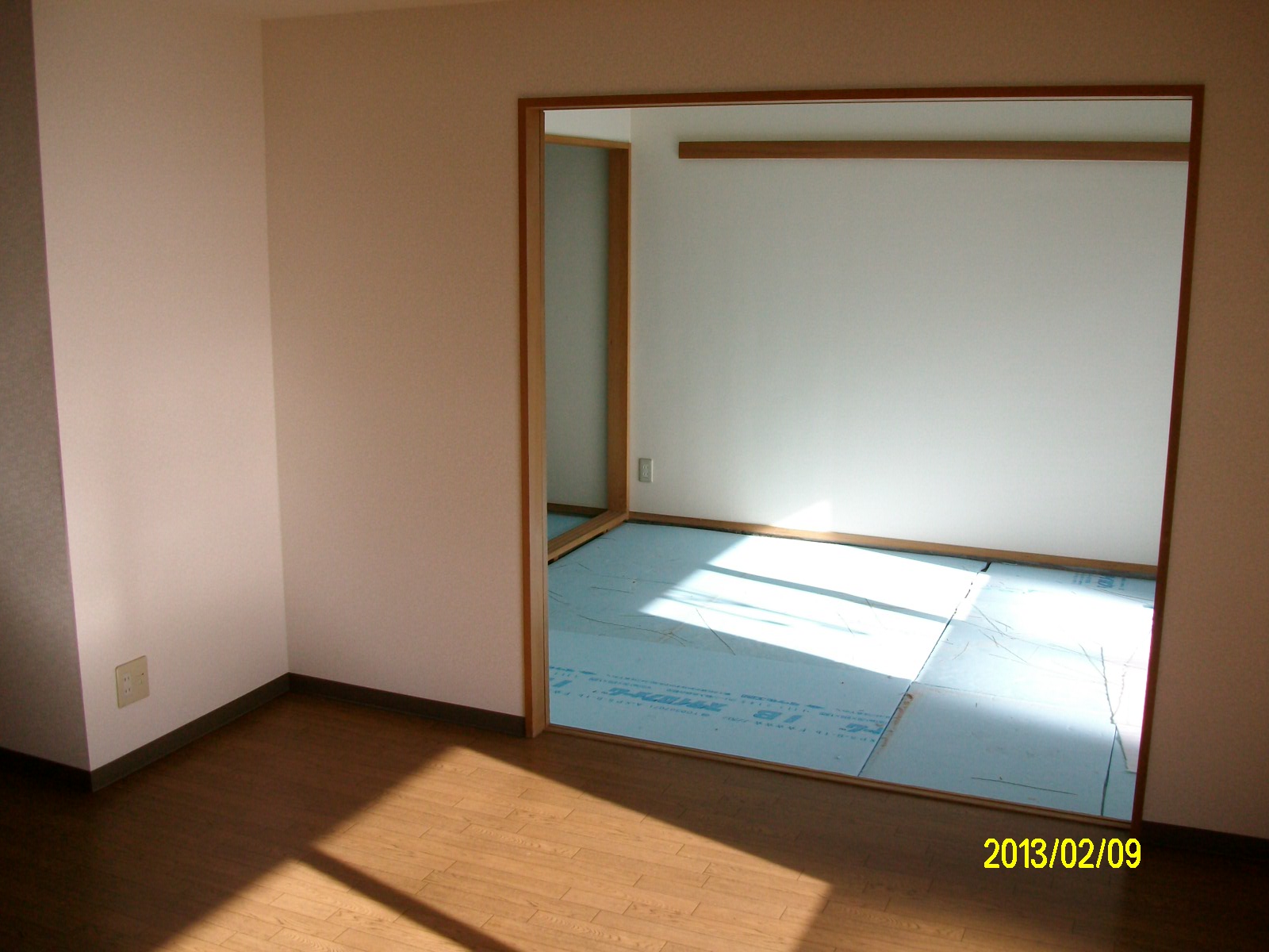 Other room space. Enter the time of move-in "tatami". 